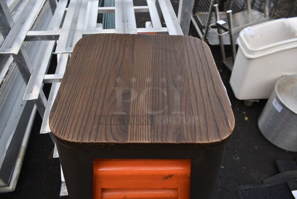 5 Metal Tolix Style Bar Stools; 1 Brown and 4 Orange. 5 Times Your Bid! - Image 3 of 4