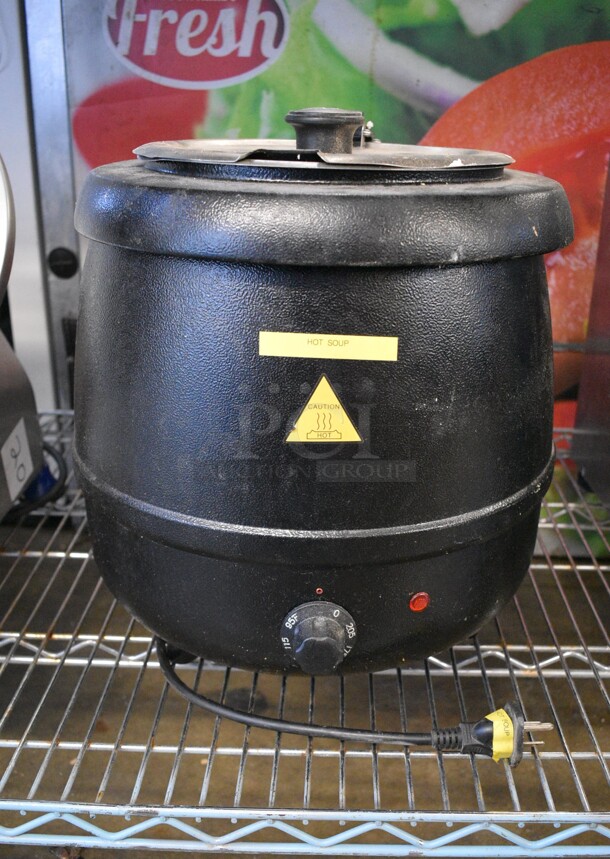 Glenray Model 1021803 Metal Commercial Countertop Soup Kettle Food Warmer. 120 Volts, 1 Phase. 13x13x14. Tested and Working!