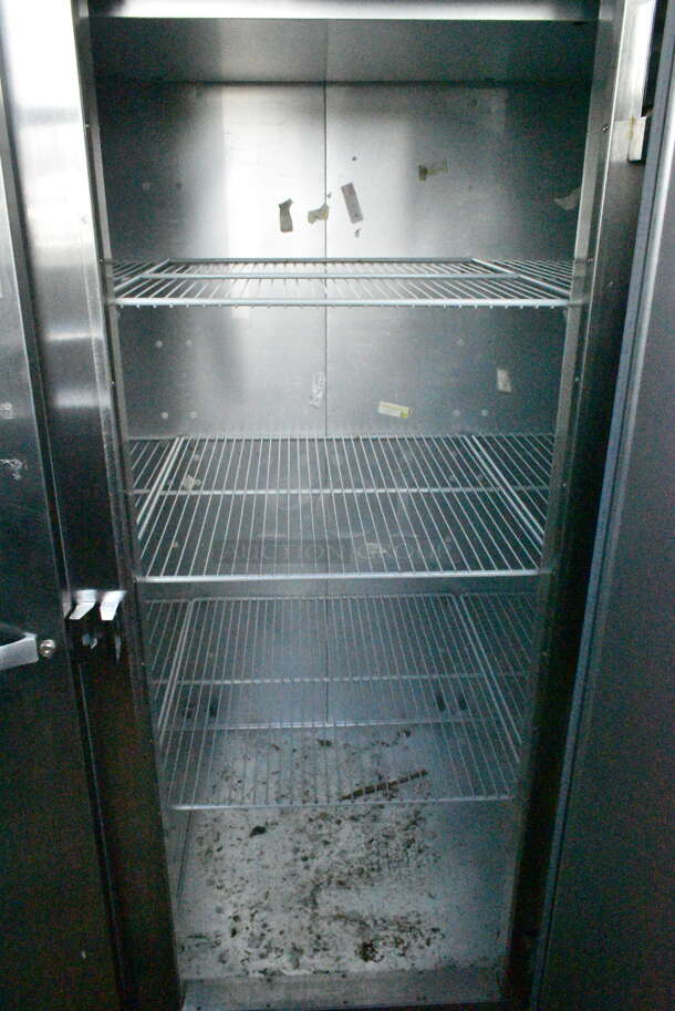 Traulsen G31010JC ENERGY STAR Stainless Steel Commercial 3 Door Reach In Freezer w/ Poly Coated Racks on Commercial Casters. 115 Volts, 1 Phase. Tested and Powers On But Does Not Get Cold
 - Image 5 of 7