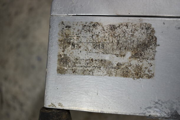 Palladium Metal Commercial Countertop Meat Slicer. - Image 6 of 6