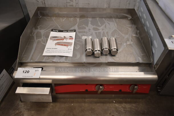 BRAND NEW SCRATCH AND DENT! Avantco 177EG24N Stainless Steel Commercial Countertop Electric Powered Flat Top Griddle. 208/240 Volts, 1 Phase.  - Image 2 of 5