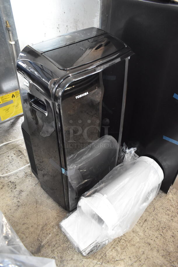 BRAND NEW SCRATCH AND DENT! Toshiba RAC-PD1412CRU 14,000 BTU 115-Volt Portable AC with Dehumidifier Function. 115 Volts, 1 Phase. Tested and Working! - Image 2 of 7
