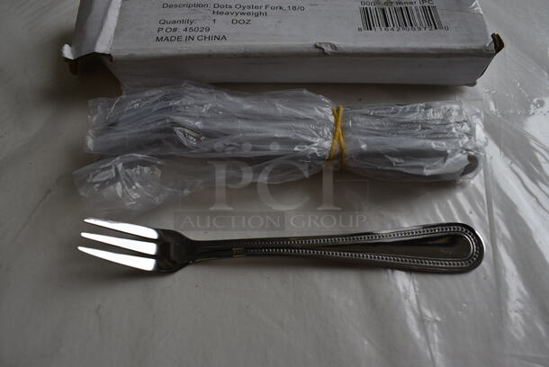 12 BRAND NEW IN BOX! Winco 0005-07 Stainless Steel Dots Oyster Forks. 6