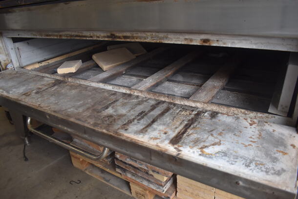 Montague 25P-2 Hearth Bake Legend Double Deck Natural Gas Powered Pizza Ovens with Stones. 2 Times Your Bid. - Image 6 of 11