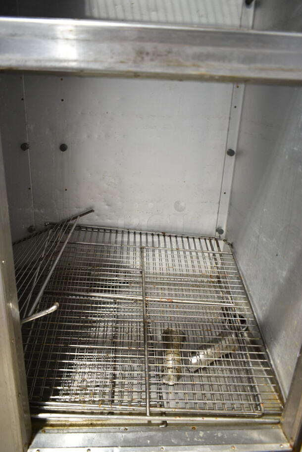 Traulsen AHT232WUT-127 Stainless Steel Commercial 4 Half Size Reach In Cooler w/ Metal Racks. 115 Volts, 1 Phase.  Cannot Test Due To Cut Power Cord - Image 5 of 7