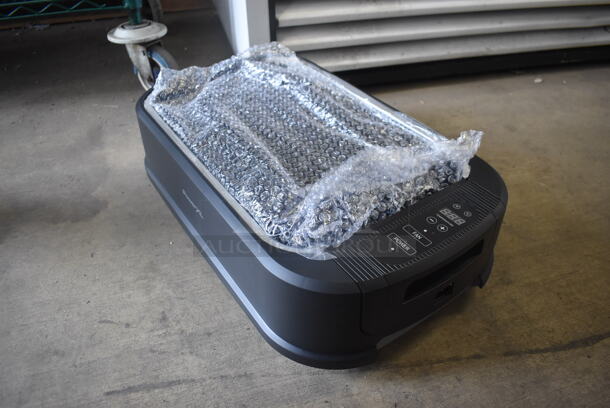 BRAND NEW IN BOX! Power XL Smokeless Grill Family Size - Image 4 of 5