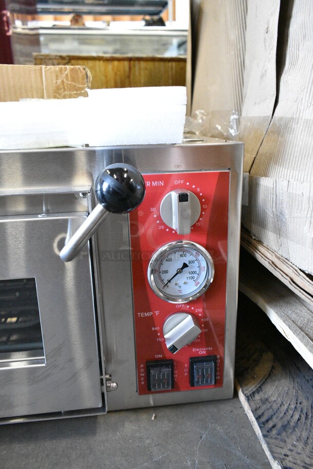 BRAND NEW SCRATCH AND DENT! Avantco 177DPO18S Stainless Steel Commercial Countertop Single Deck Countertop Pizza/Bakery Oven. 120 Volts, 1 Phase. Tested and Working! - Image 3 of 7