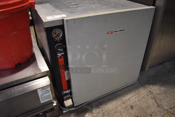 Metro C190 Metal Commercial Heated Holding Cabinet on Commercial Casters. 115 Volts, 1 Phase. 29x30x27.5. Tested and Working! - Image 2 of 7