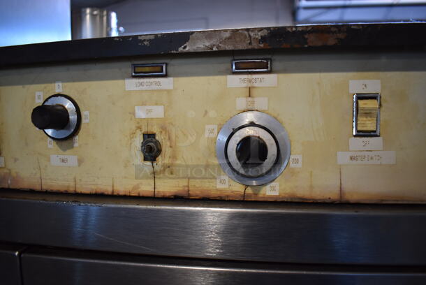 Stainless Steel Commercial Electric Powered Full Size Convection Oven w/ View Through Doors and Metal Oven Racks on Metal Legs. 230 Volts. 36x32x62 - Image 6 of 8