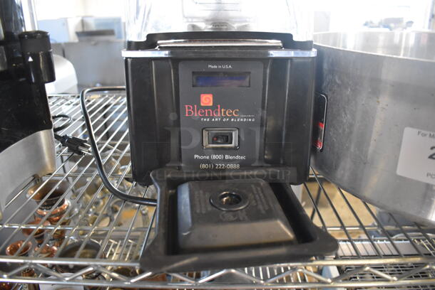 Blendtec ICB3 Metal Commercial Countertop Blender w/ Pitcher and Poly Cover. 120 Volts, 1 Phase. 9x9x16. Tested and Working! - Image 4 of 6