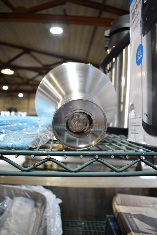BRAND NEW SCRATCH AND DENT! Choice 176BATTERDIS 88 oz. Aluminum Pancake / Waffle Batter Dispenser - Image 4 of 6