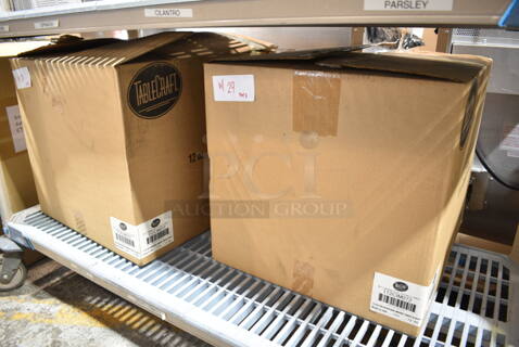3 Boxes of 12 BRAND NEW IN BOX! TableCraft 112CIM072 " Sweet & Zesty" Squeeze Bottles. 3 Times Your Bid!
