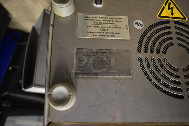 Robot Coupe CL 50 U Series E Metal Commercial Countertop Food Processor w/ Dicer Blade. 120 Volts, 1 Phase. Tested and Working! - Image 6 of 6