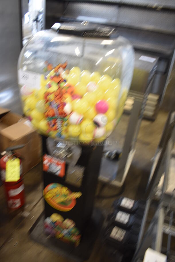 Metal Floor Style Vending Machine. 16x16x49 - Image 3 of 4