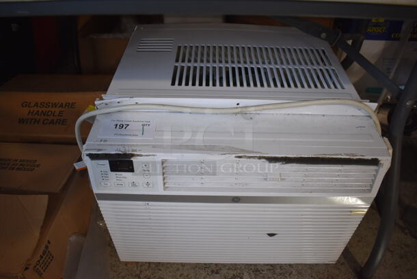 General Electric AEC12AYL1 Window Mount Air Conditioner. 115 Volts, 1 Phase. 22x21x17.5. Tested and Working! - Image 4 of 6