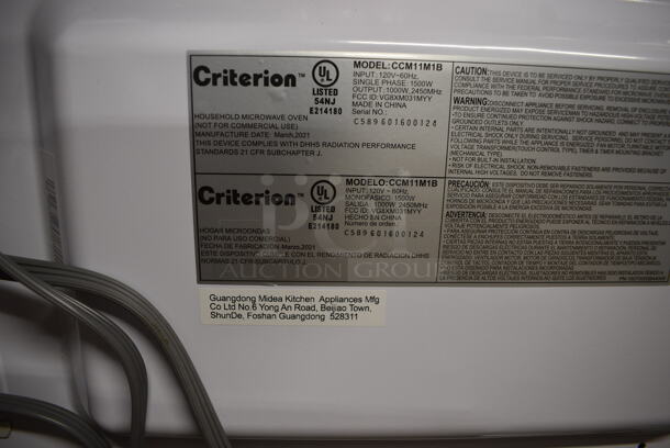 IN ORIGINAL BOX! Criterion CCM11M1B Metal Microwave Oven. 120 Volts, 1 Phase. 20x17x13 - Image 3 of 4
