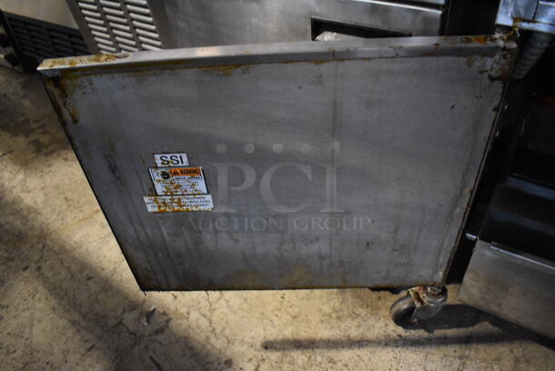 LATE MODEL! Henny Penny 600C Stainless Steel Commercial Floor Style Natural Gas Powered Pressure Fryer on Commercial Casters. 18x39x48 - Image 9 of 10