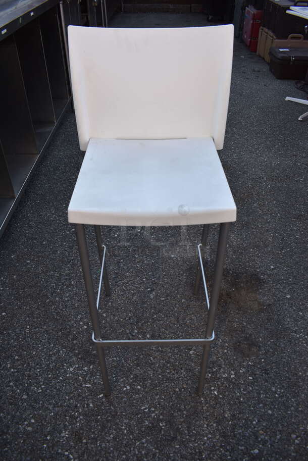 4 Bikini Design Jorge Pensi Amat White Bar Height Chairs on Metal Legs. Stock Picture - Cosmetic Condition May Vary. 16x16x41. 4 Times Your Bid!