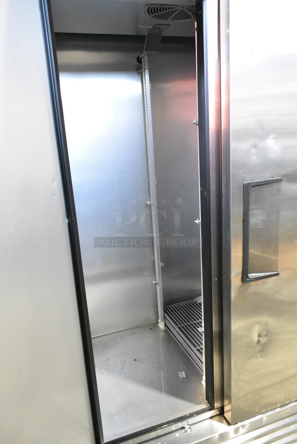 2021 True T-35-HC Stainless Steel Commercial 2 Door Reach In Cooler w/ Poly Coated Racks on Commercial Casters. 115 Volts, 1 Phase. Tested and Working! - Image 4 of 6