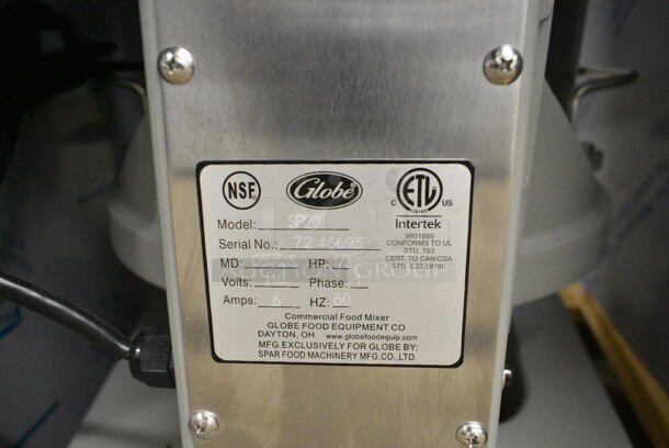 BRAND NEW SCRATCH AND DENT! 2023 Globe SP20 Metal Commercial 20 Qt. Planetary Stand Mixer w/ Stainless Steel Mixing Bowl, Bowl Guard, Dough Hook, Paddle and Whisk Attachments. 110 Volts, 1 Phase. Tested and Working! - Image 11 of 11