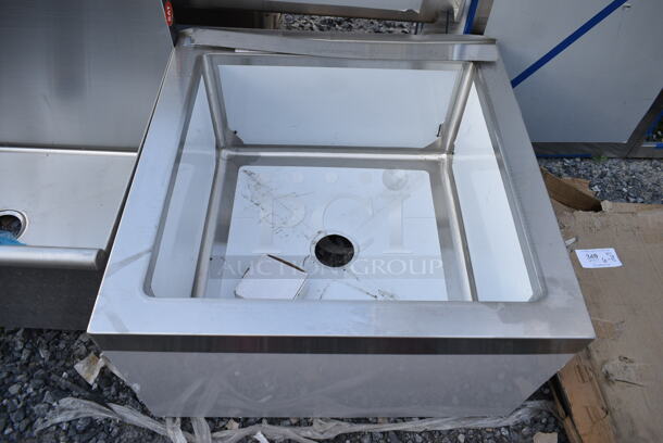 BRAND NEW SCRATCH AND DENT! Regency 600SM242412 29" 16-Gauge Stainless Steel One Compartment Floor Mop Sink - 24" x 24" x 12" Bowl.  - Image 2 of 4