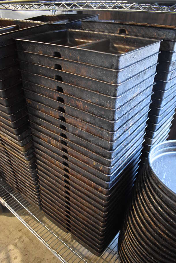 6 Metal 2 Compartment Baking Pans. 15x10x2. 6 Times Your Bid! - Image 2 of 4
