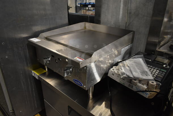 BRAND NEW SCRATCH AND DENT! Cook Rite Stainless Steel Commercial Countertop Natural Gas Powered Flat Top Griddle. - Image 4 of 5