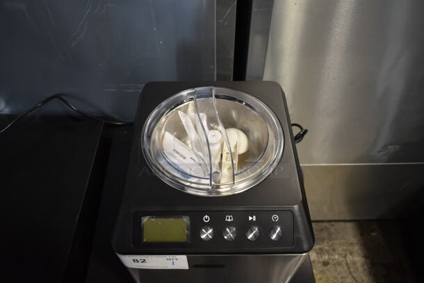BRAND NEW SCRATCH AND DENT! Whynter ICM-201SB 2.1 Quart Countertop Automatic Ice Cream Maker. 115 Volts, 1 Phase. Tested and Working! - Image 3 of 5