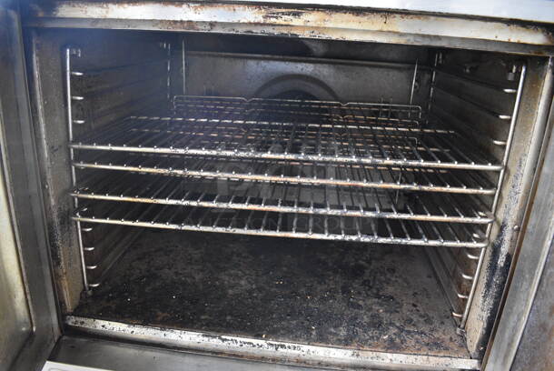 Blodgett Stainless Steel Commercial Natural Gas Powered Full Size Convection Oven w/ View Through Doors, Metal Oven Racks and Thermostatic Controls. 38x37x33 - Image 4 of 5