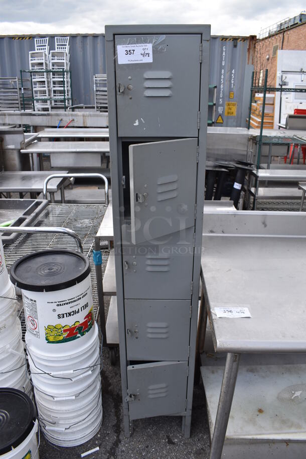 Gray Metal 5 Cubby Locker. - Image 1 of 3