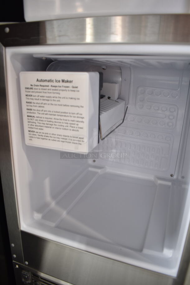 BRAND NEW SCRATCH AND DENT! Whynter MIM-14231SS Stainless Steel 14” Undercounter Automatic Marine Ice Maker 23lb Daily Output. 115 Volts, 1 Phase. Tested and Working! - Image 5 of 7