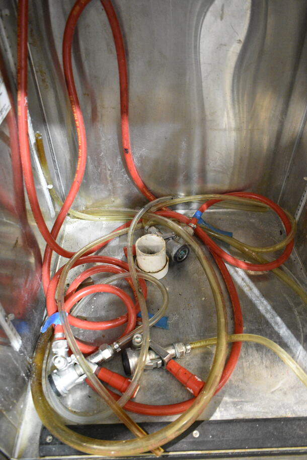 Glastender BB36-L1-XNH(R) Stainless Steel Commercial Single Door Direct Draw Kegerator w/ 3 Couplers. 115 Volts, 1 Phase. Tested and Working! - Image 3 of 4
