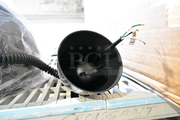 3 BRAND NEW SCRATCH AND DENT! ServIt 423HLR85BK Retractable Cord Ceiling Mount Heat Lamp with Modern Black Finish Round Dome Shade. 120 Volts, 1 Phase. 3 Times Your Bid!  - Image 10 of 12