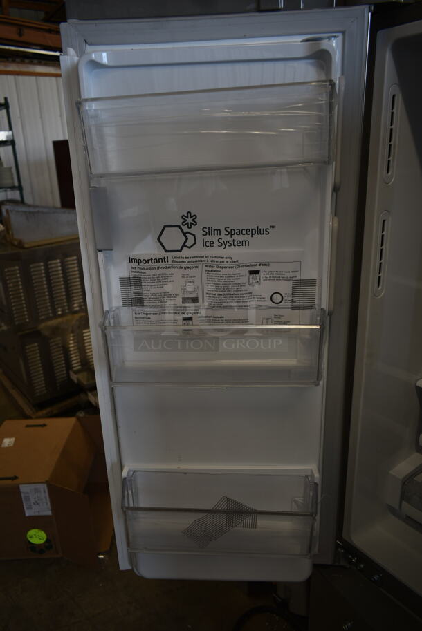 BRAND NEW SCRATCH AND DENT! LG Stainless Steel Commercial Cooler Freezer Combo Unit w/ Ice and Water Dispenser. Tested and Working! - Image 5 of 8