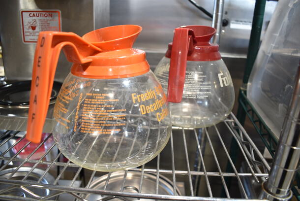 Bloomfield Stainless Steel Commercial Countertop Coffee Machine w/ 2 Coffee Pots and Poly Brew Basket.  - Image 2 of 5