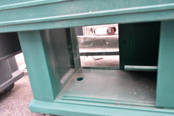 Cambro Green Poly Portable Buffet Station w/ Sneeze Guard on Commercial Casters.  - Image 5 of 6