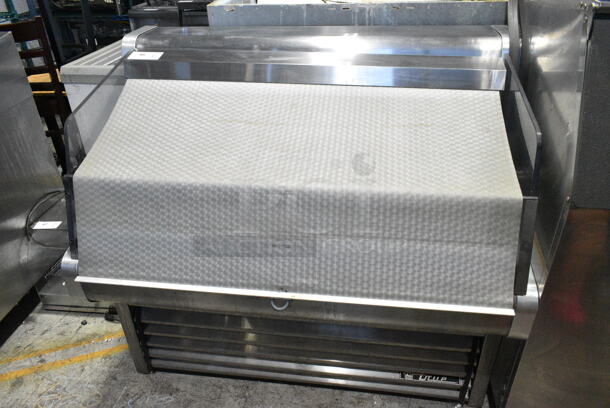 True THAC-48 Stainless Steel Commercial Floor Style Horizontal Open Grab N Go Merchandiser. 115 Volts, 1 Phase. Tested and Powers On But Does Not Get Cold - Image 4 of 5