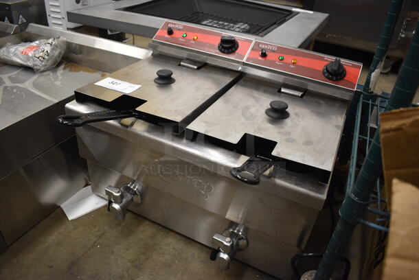 Avantco 177F202 Stainless Steel Commercial Countertop Dual Tank Electric Powered Fryer w/ 2 Metal Baskets and 2 Lids. 208/240 Volts. 23x18x17 - Image 3 of 8