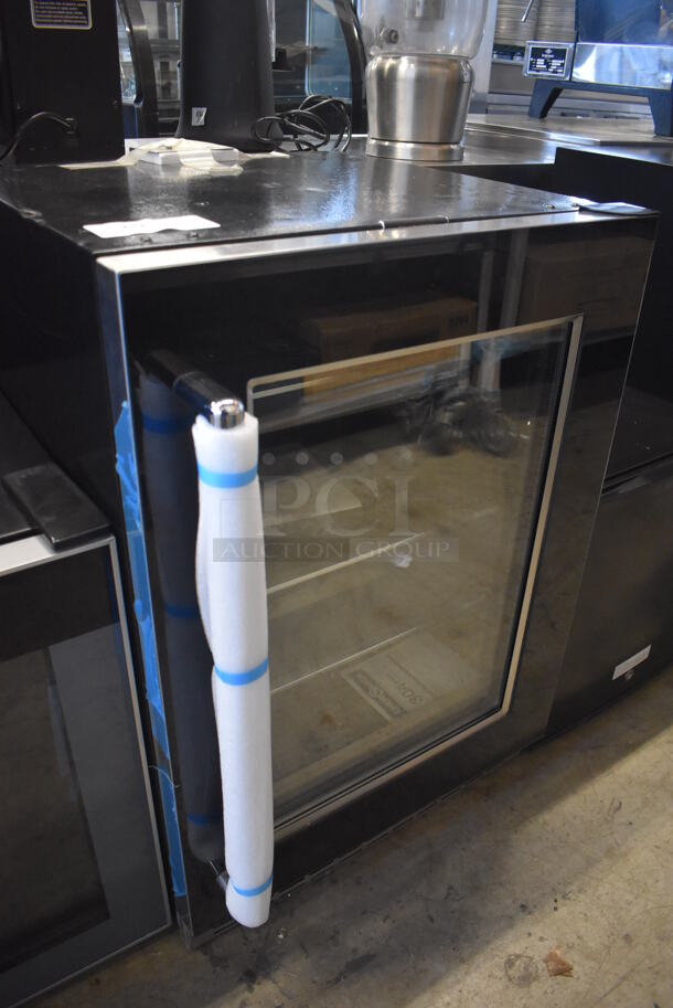 BRAND NEW SCRATCH AND DENT! Silhouette Metal Commercial Undercounter Cooler Merchandiser. 115 Volts, 1 Phase. 24x24x34. Tested and Working! - Image 2 of 6
