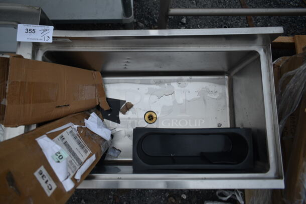 BRAND NEW SCRATCH AND DENT! Regency 600IB1830 18" x 30" Underbar Ice Bin - 98 lb. - Image 5 of 5
