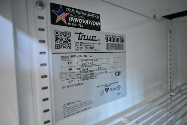 2018 True GDM-05-HC-LD Metal Commercial Mini Cooler Merchandiser. 115 Volts, 1 Phase. Tested and Powers On But Does Not Get Cold - Image 4 of 4