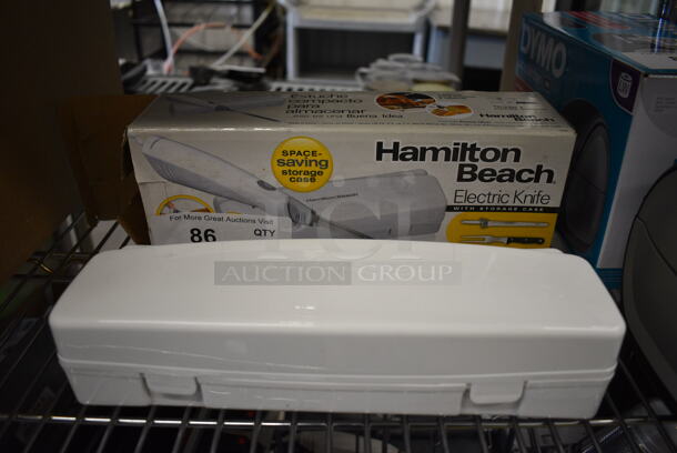IN ORIGINAL BOX! Hamilton Beach Electric Knife - Image 5 of 5
