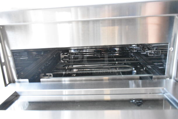 BRAND NEW SCRATCH AND DENT! Avantco 177DPO18S Stainless Steel Countertop Electric Oven. 120 Volts, 1 Phase. Tested and Working! - Image 5 of 7