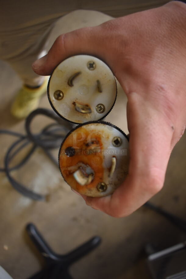 Taylor 342D-27 2 Flavor Frozen Drink Machine Dispenser w/ Blender on Commercial Casters. 208-230 Volt 1 Phase - Image 7 of 8