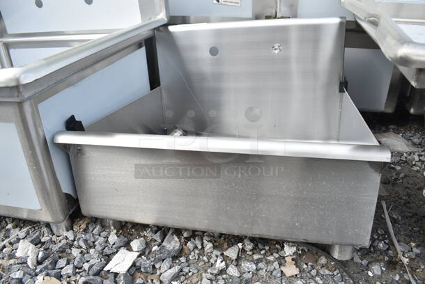 BRAND NEW SCRATCH AND DENT! Stainless Steel Single Bay Sink. No Legs.  - Image 3 of 4