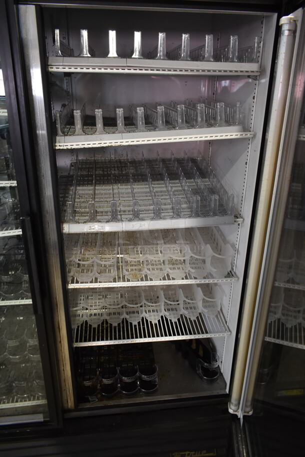 True GDM-49 ENERGY STAR Metal Commercial 2 Door Reach In Cooler Merchandiser w/ Poly Coated Racks. 115 Volts, 1 Phase. Tested and Working! - Image 9 of 9