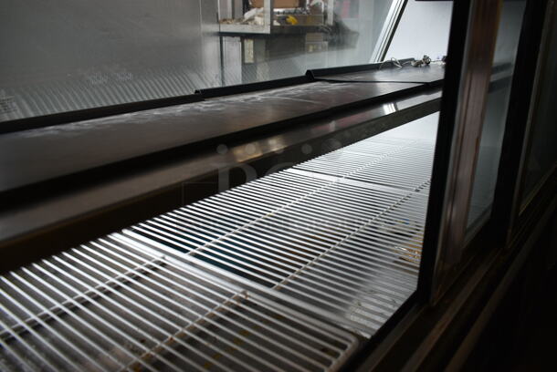 Leader SDL72 S/C Metal Commercial Floor Style Deli Display Case Merchandiser w/ Top Display Case. 115 Volts, 1 Phase. Tested and Powers On But Does Not Get Cold - Image 7 of 9