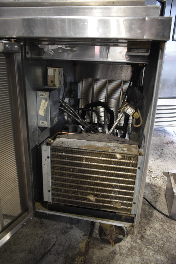 Delfield Stainless Steel Commercial Pizza Prep Table Bain Marie on Commercial Casters. Tested and Powers On But Does Not Get Cold - Image 9 of 10