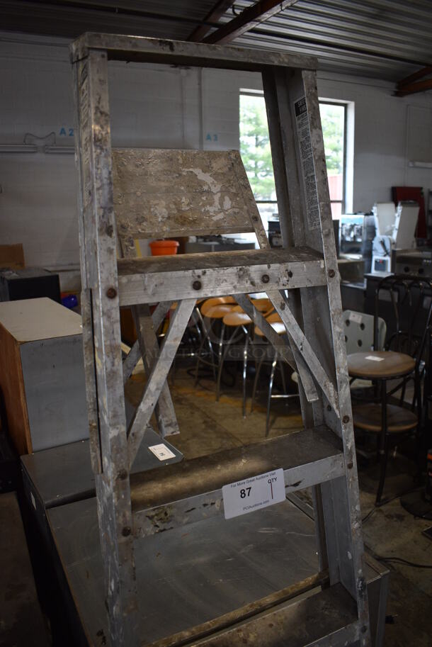 Metal 6' A Frame Ladder.  - Image 3 of 4