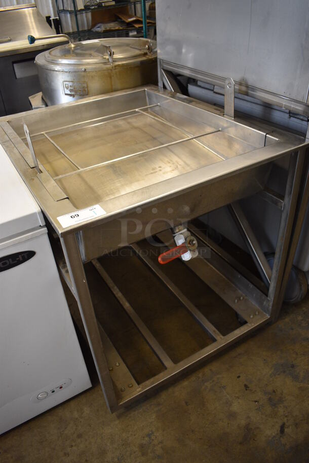 Stainless Steel Commercial Icing Glazing Station on Commercial Casters. 31.5x39x40 - Image 7 of 7